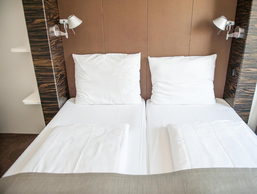 Фото B&b Hotel Dusseldorf City-Sud