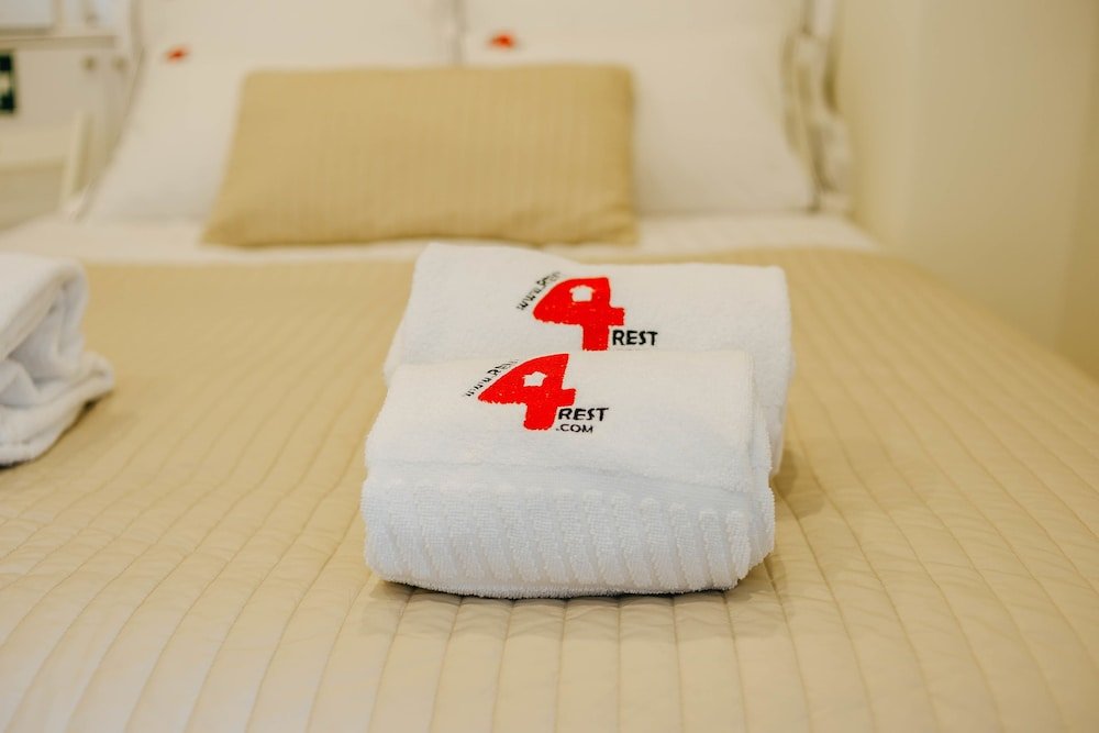 Фото Rent4Rest Bairro Alto Charming 1Bd Apartment