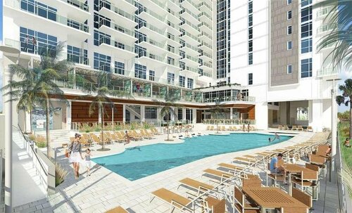 Гостиница Hilton Grand Vacations Club Ocean Enclave Myrtle Beach в Миртл-Бич