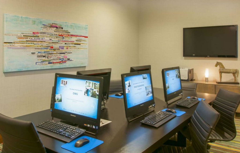 Фото Home2 Suites by Hilton Denver Downtown Convention