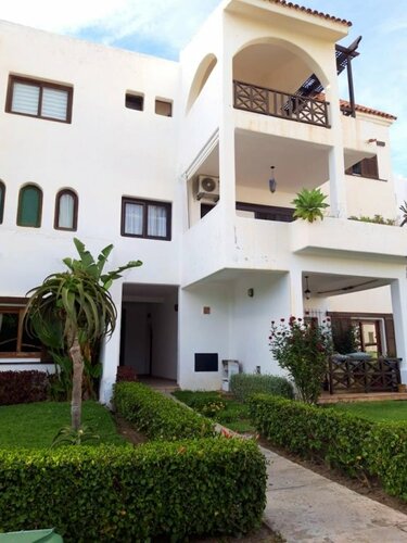 Жильё посуточно Apartment With 2 Bedrooms in Cabo Negro, With Enclosed Garden Near the Beach