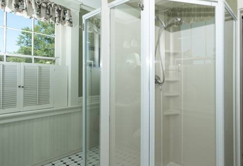 Фото Cedars of Williamsburg Bed & Breakfast