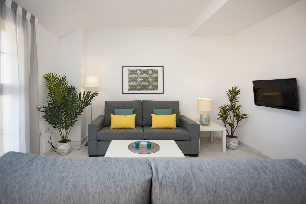 Фото Iloftmalaga Puerta del mar