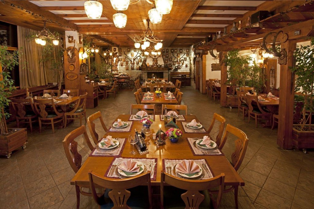 Фото Hotel Hunter's Lodge Kamnik