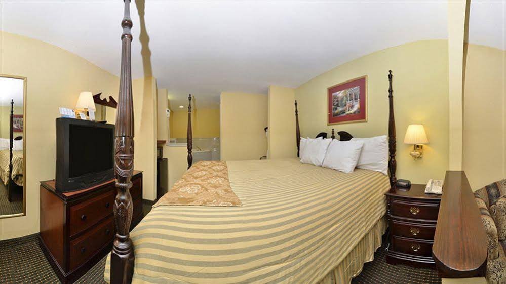 Фото Baymont by Wyndham Biloxi/Ocean Springs