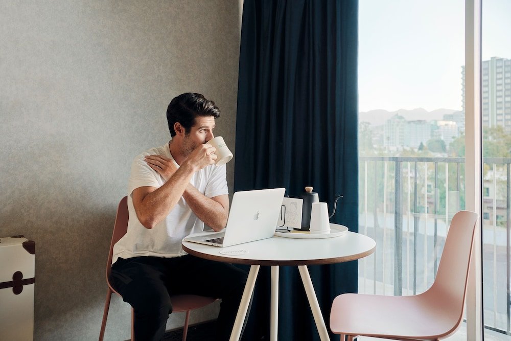 Фото Glendale Express Hotel