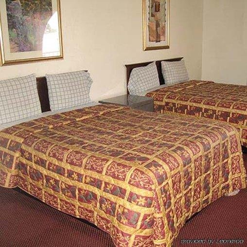 Фото Royal Inn Motel Long Beach