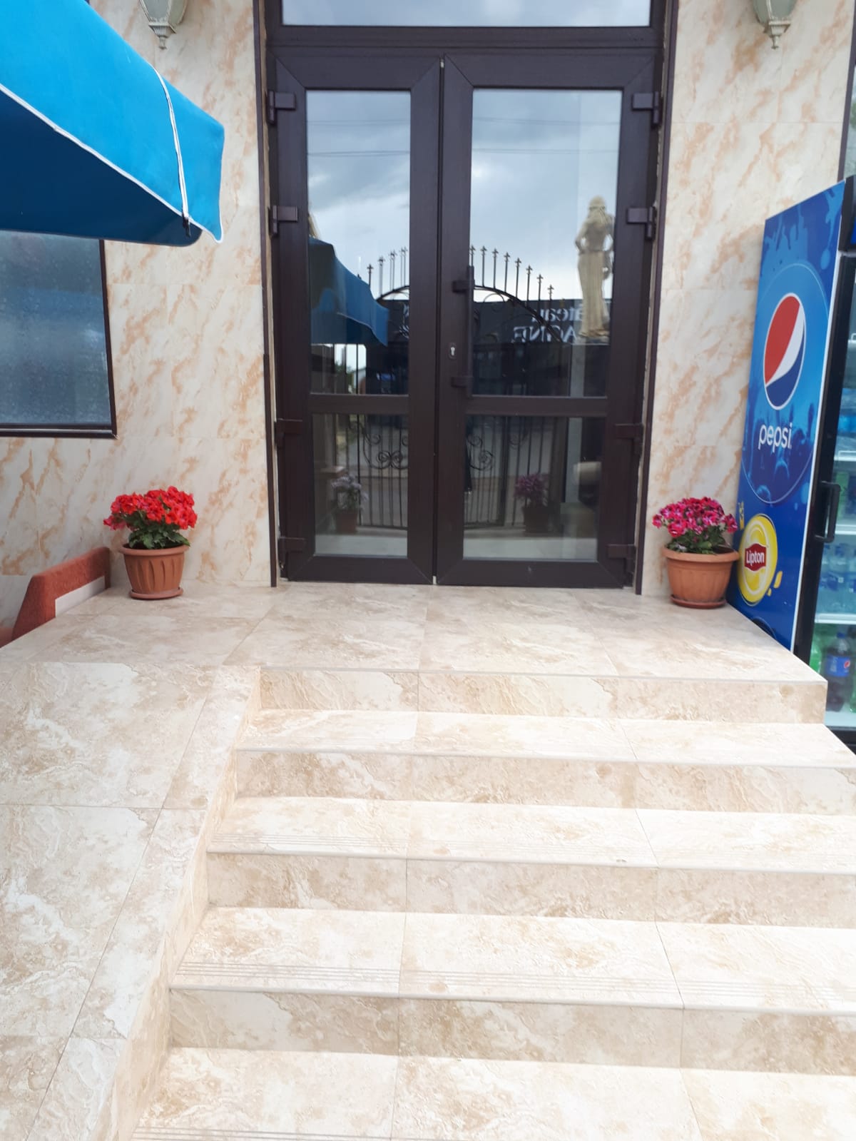 Фото Николь Делюкс