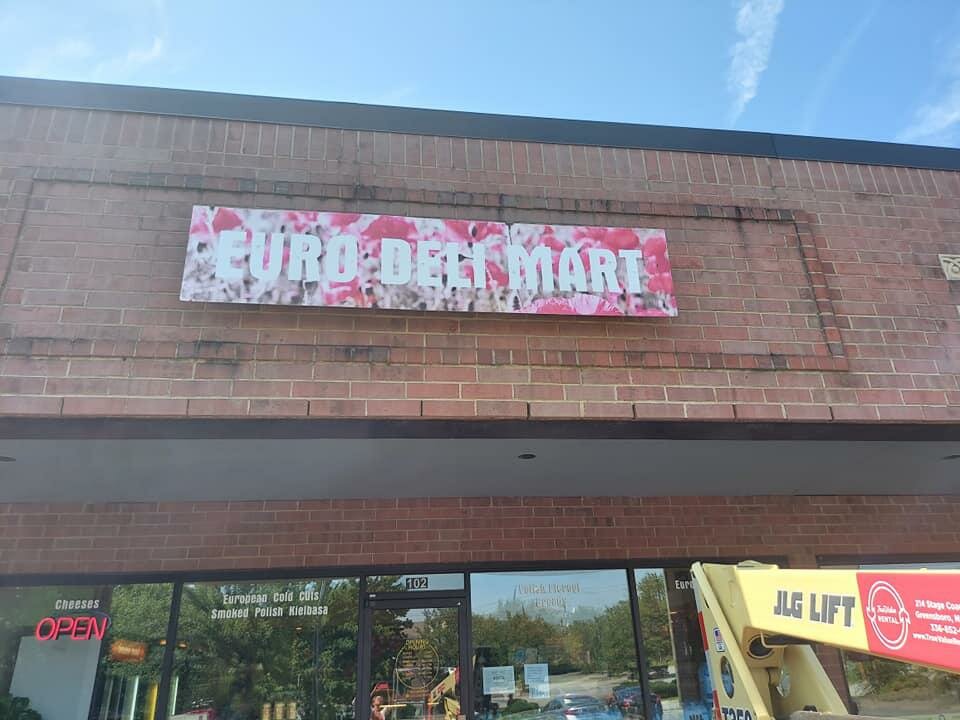 Restaurant Euro Deli Mart, State of North Carolina, photo