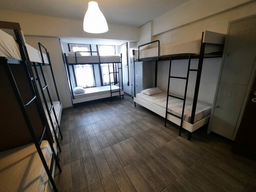 Хостел Kuyu Beergarden Hostel в Муратпаше