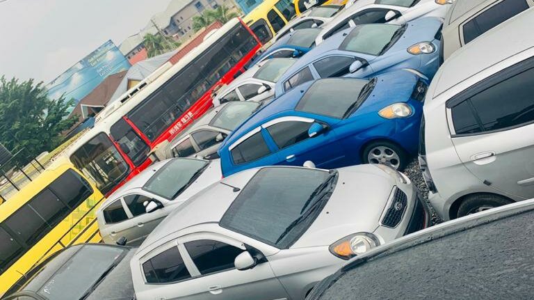 Car dealership Mibson Enterprise, Accra, photo