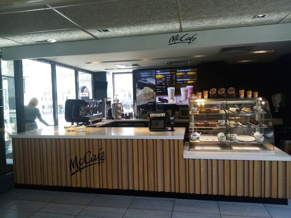 Coffee shop McCafe, Minsk, photo