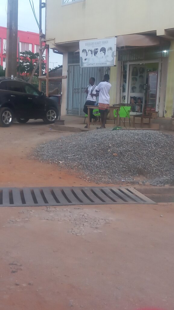 Beauty salon Excellent Beauty Touch, Accra, photo
