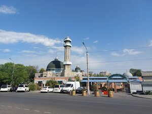 Центральная мечеть Бишкека (Московская ул., 25, Бишкек), мечеть в Бишкеке