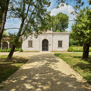 Candoro Marble Building (Tennessee, County of Knox, Knoxville), entertainment center