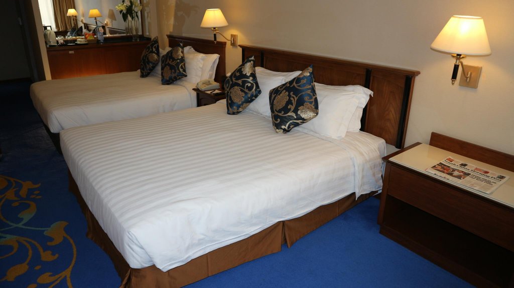 Фото The Kimberley Hotel