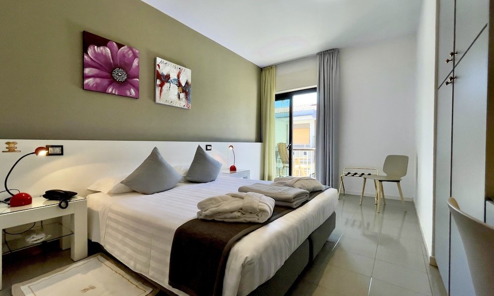 Фото Hotel Monaco