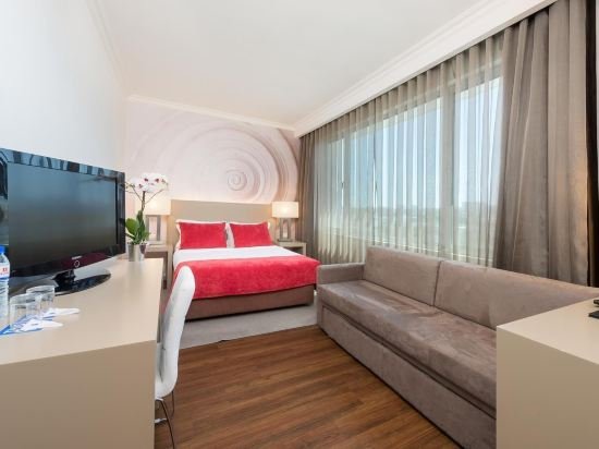 Фото Melia Lisboa Oriente