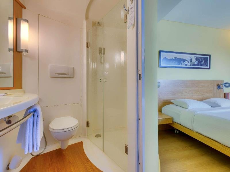 Фото Ibis Bengaluru Outer Ring Road