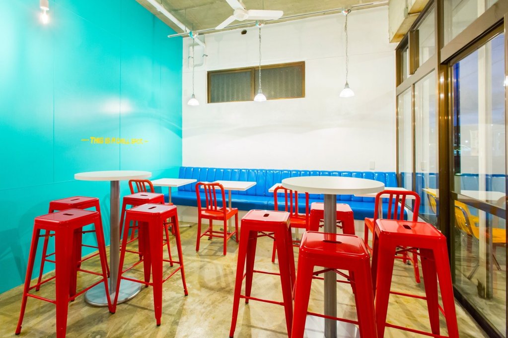 Фото Seawall Hostel