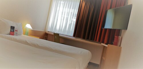 Внешний вид отеля Ibis Düsseldorf Hauptbahnhof в Дюссельдорфе, фото 1