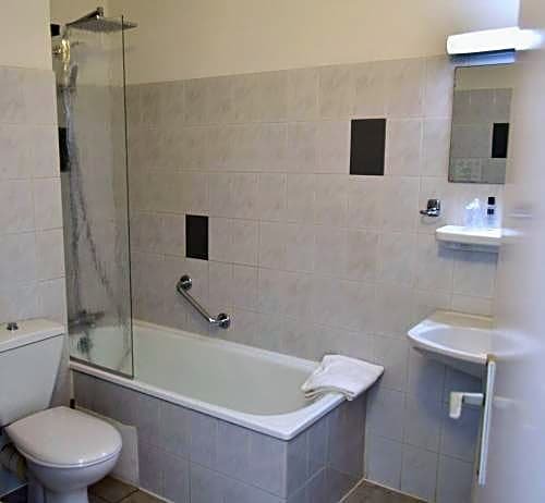 Фото Hôtel Les Mimosas