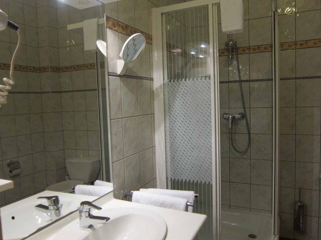 Фото Auberge d'Alsace Hôtel de France