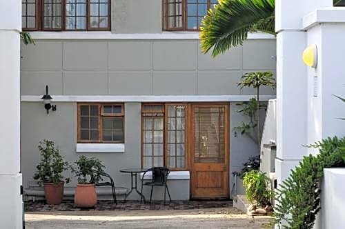 Гостиница African Sands Guesthouse в Порт-Элизабет