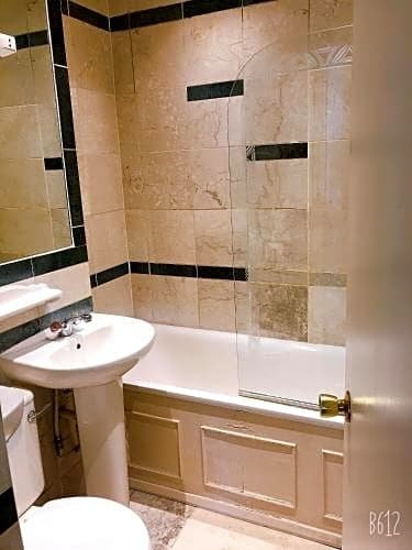 Фото Brompton Hotel