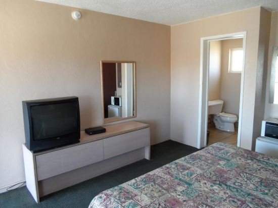 Фото Economy Inn