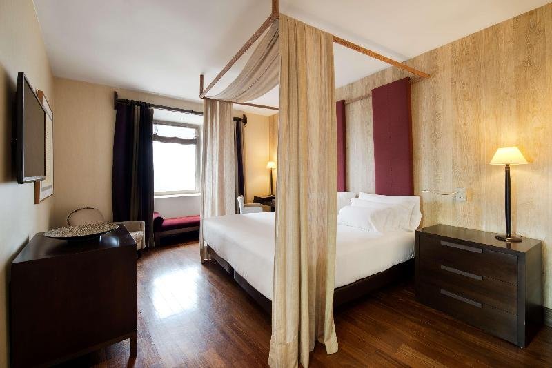 Фото Nh Collection Palacio de Burgos