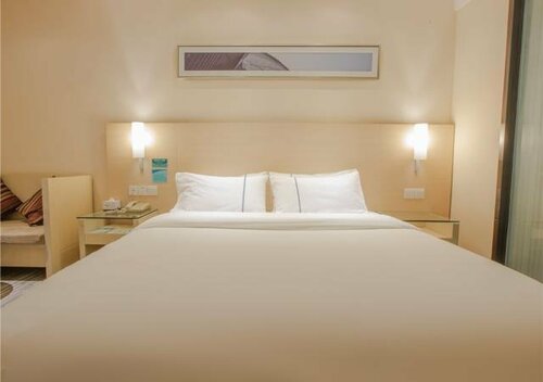 Гостиница City Comfort Inn Nanning Dancun Road в Наньнине