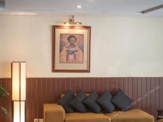 Фото Hotel One - The Mall Lahore