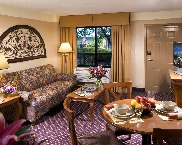 Фото Staybridge Suites Orlando Royale Parc Suites, an Ihg Hotel