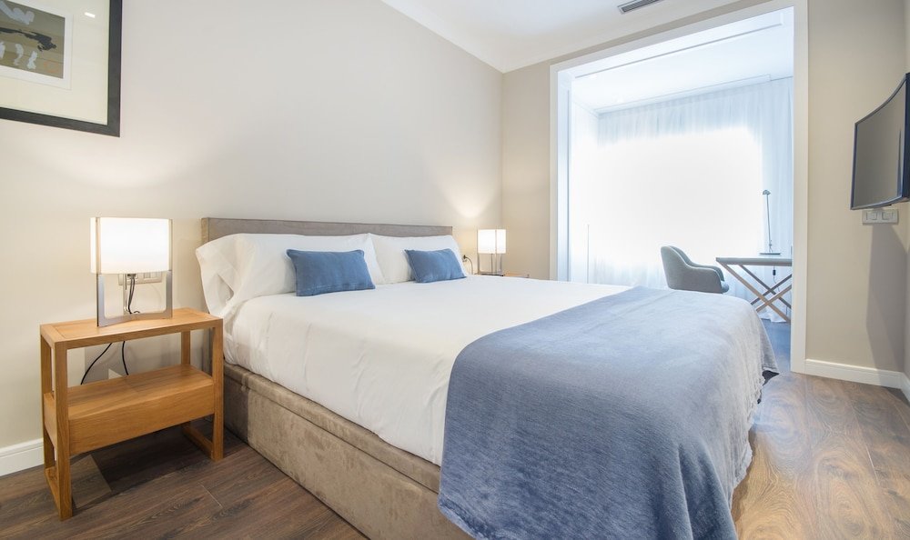 Фото You Stylish Paseo De Gracia 3