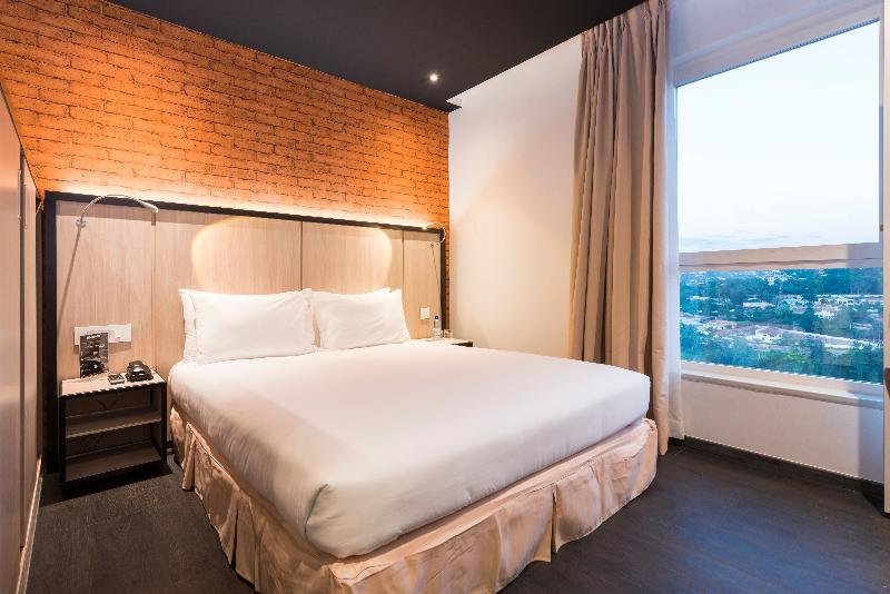 Фото Onomo Hotel Kigali