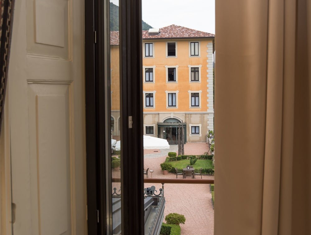 Фото Villa Porro Pirelli