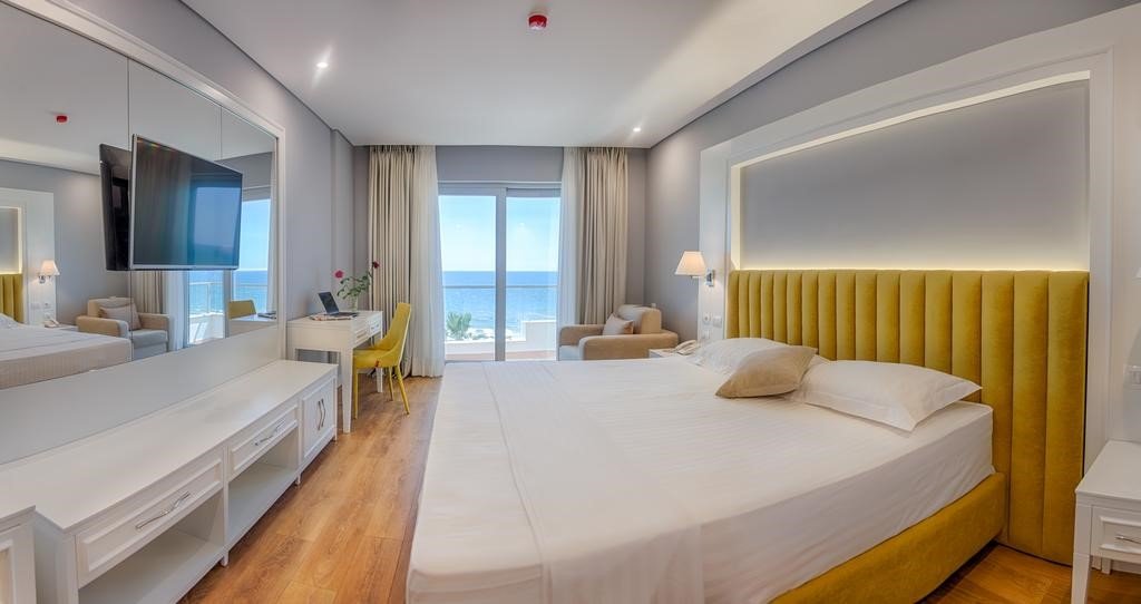 Фото Premium Beach Hotel