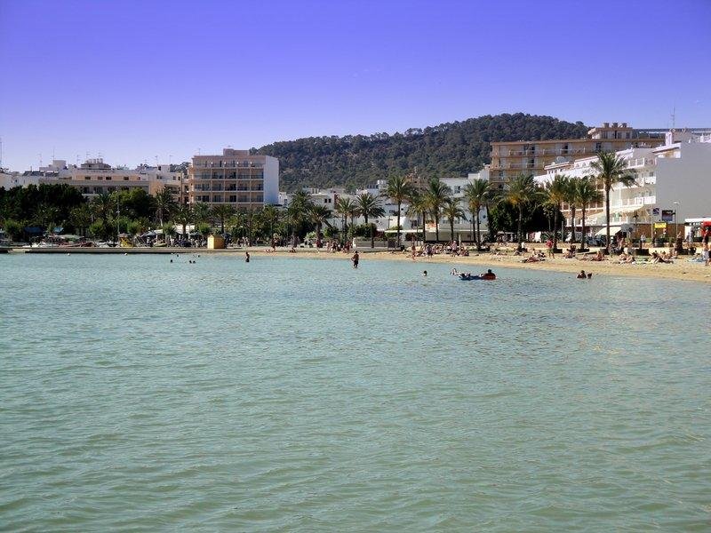 Фото The Red Hotel by Ibiza Feeling 