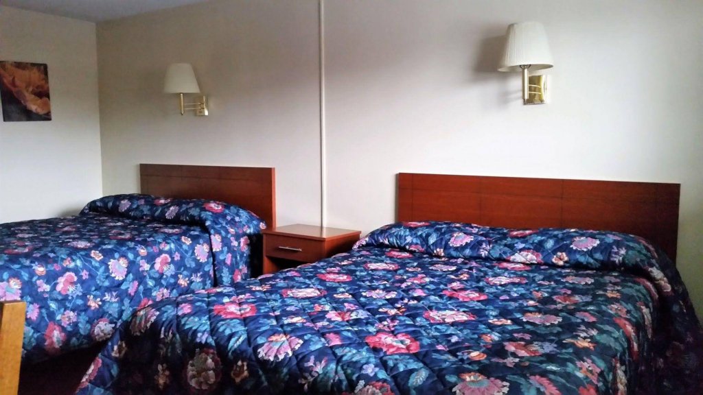 Фото Swiss Cottage Inn