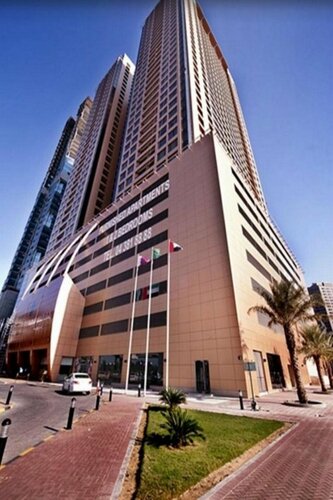 Гостиница Mercure Dubai Barsha Heights Hotel Suites And Apartments в Дубае