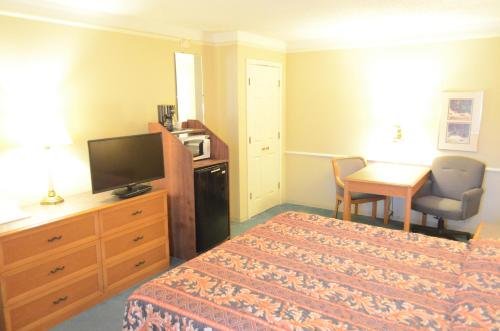 Фото America's Inn - Houston