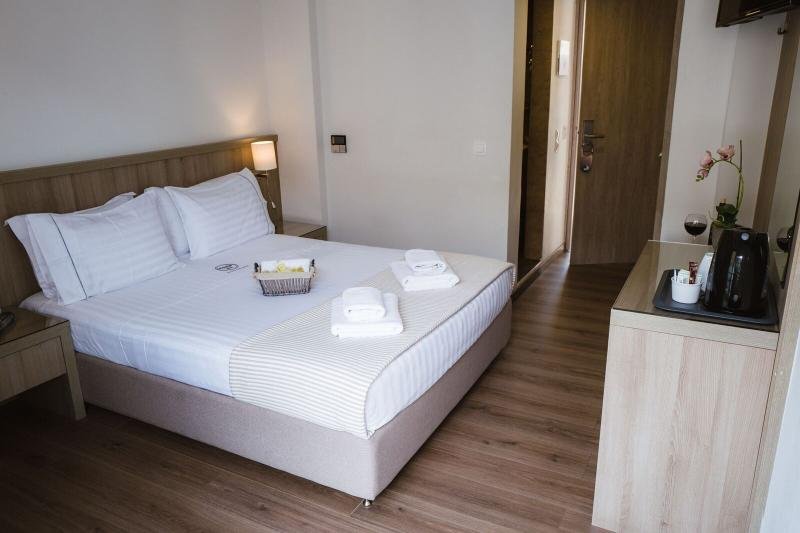 Фото Piraeus Port Hotel