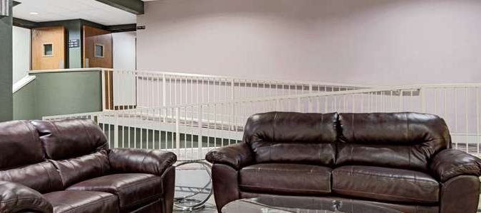 Фото Super 8 by Wyndham Kansas City