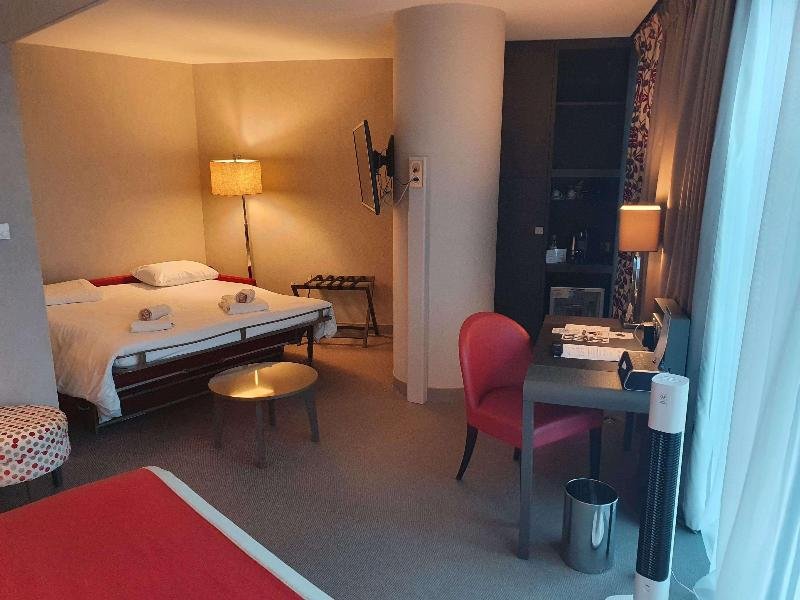 Фото Mercure Clermont Ferrand Centre Jaude