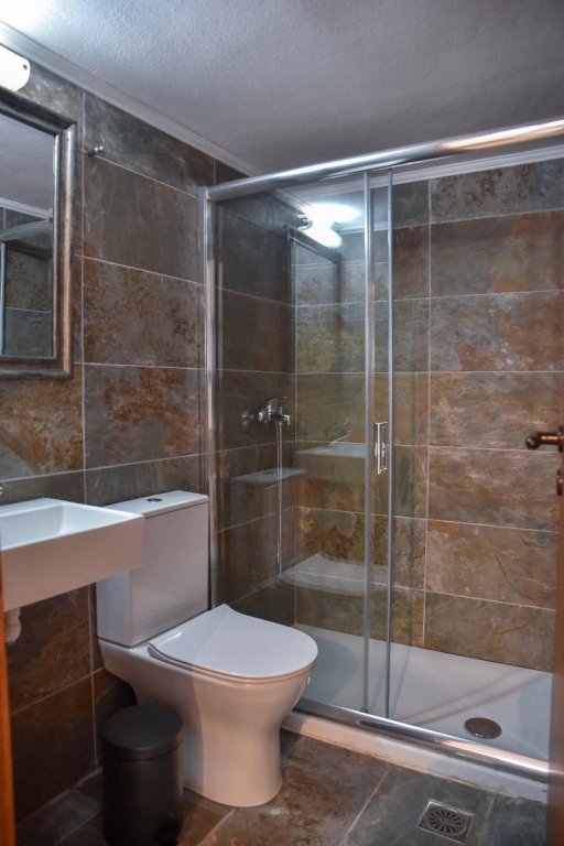 Фото Iraklis Studios & Apartments