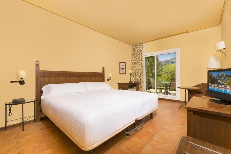 Фото Отель Fuerte Grazalema