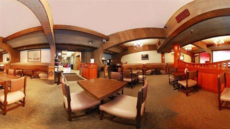 Фото Quality Inn & Suites at Coos Bay