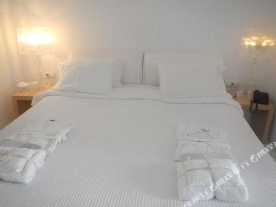 Фото Rocabella Santorini Hotel & SPA