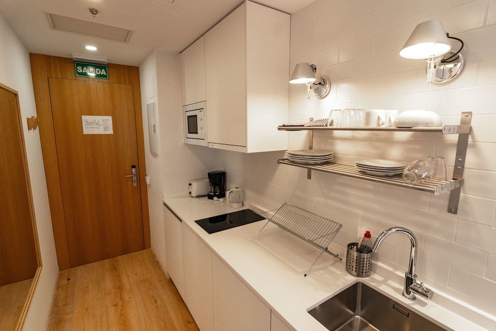 Фото Plaza Mayor Suites & Apartments